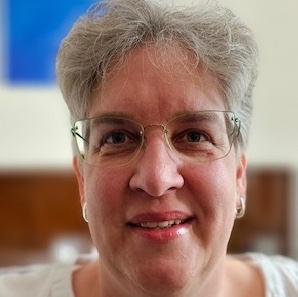 Claudia Mangels